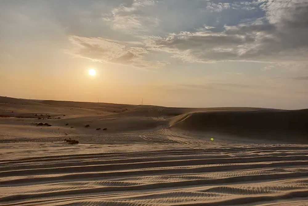 Capturing the Perfect Sunset in the Desert